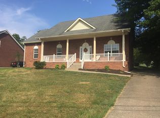 100 Karen Wayne Dr, Old Hickory, TN 37138