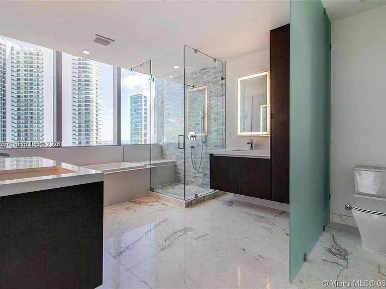 851 NE 1st Ave #3601 — Photo 7