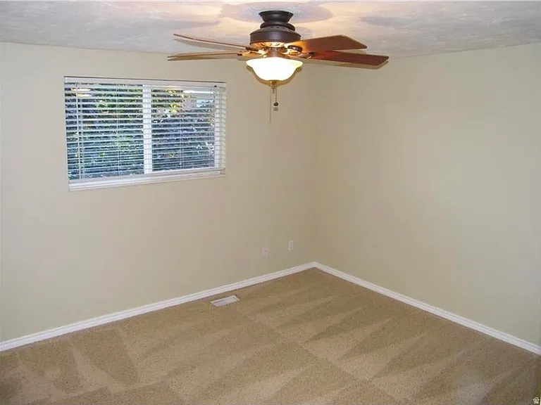 6893 S Rhonda Ave — Photo 7
