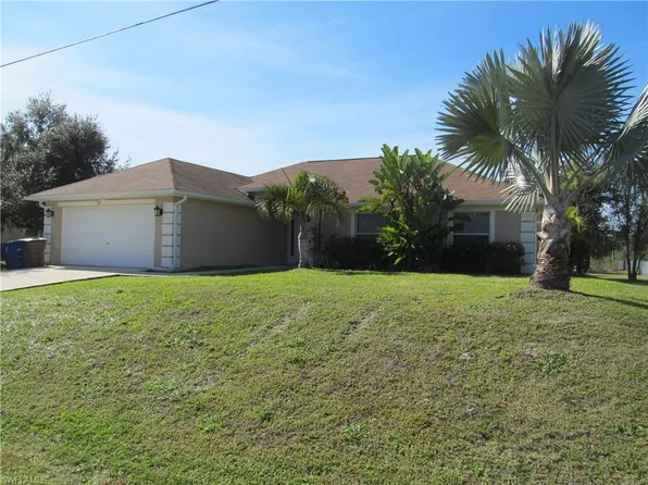 817 Hibiscus Ave, Lehigh Acres, FL 33936
