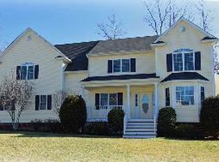 11613 Nevis Dr, Midlothian, VA 23114