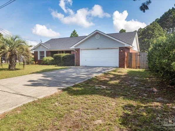 8184 Hartington Dr, Navarre, FL 32566