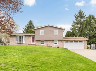 3845 Sprucehaven St NW, Uniontown, OH 44685