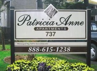 737 SE 187th Ave APT 6, Portland, OR 97233