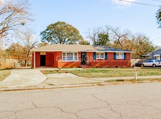 302 Bruce St, Warner Robins, GA 31093