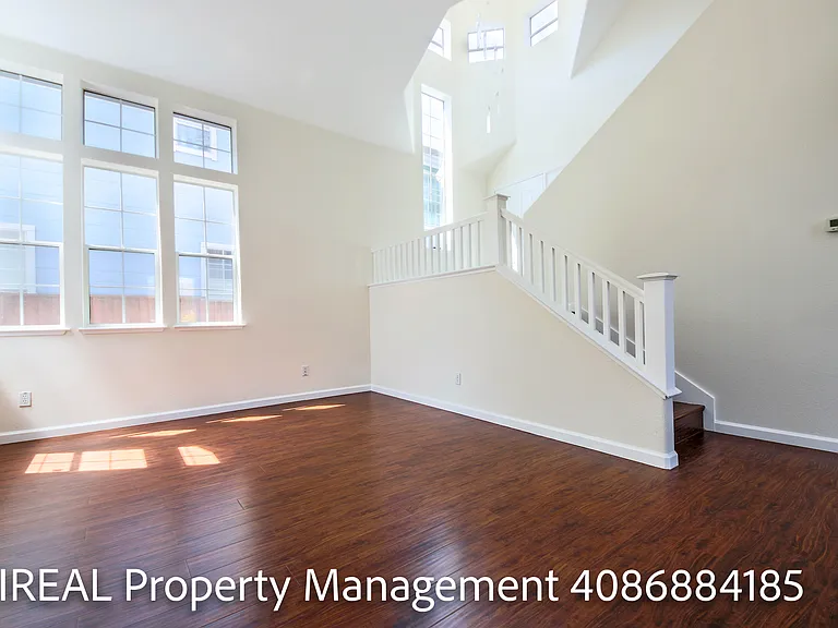 4202 Cambridge Way — Photo 6