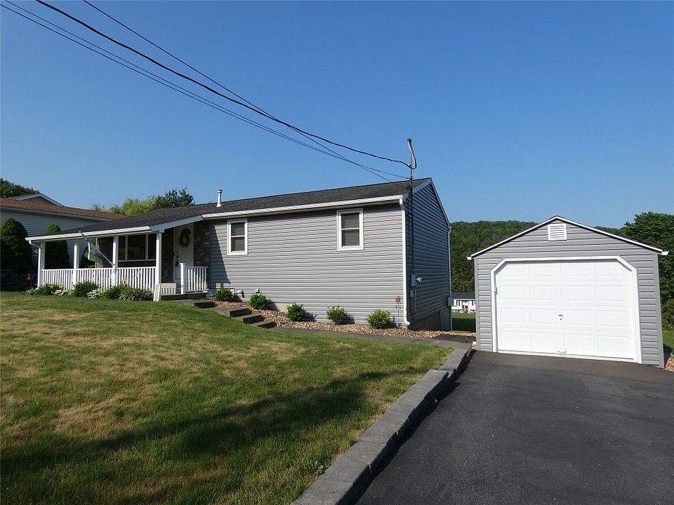 1st image of 2461 Theresa Blvd