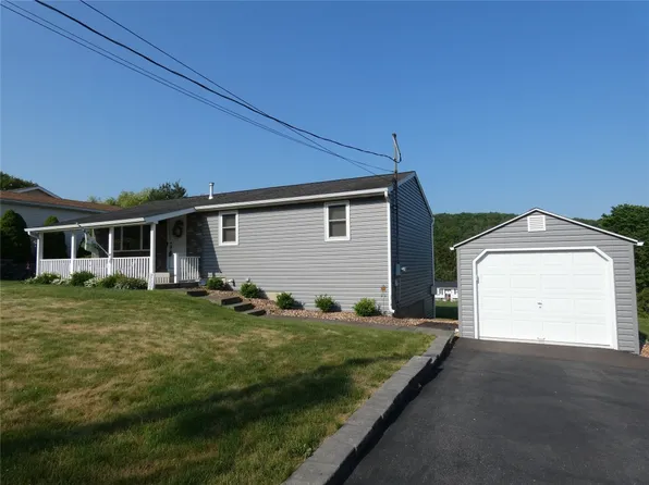 2461 Theresa Blvd, Binghamton, NY 13903