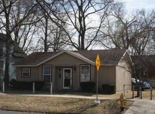 916 W 3rd Ave, Peoria, IL 61605