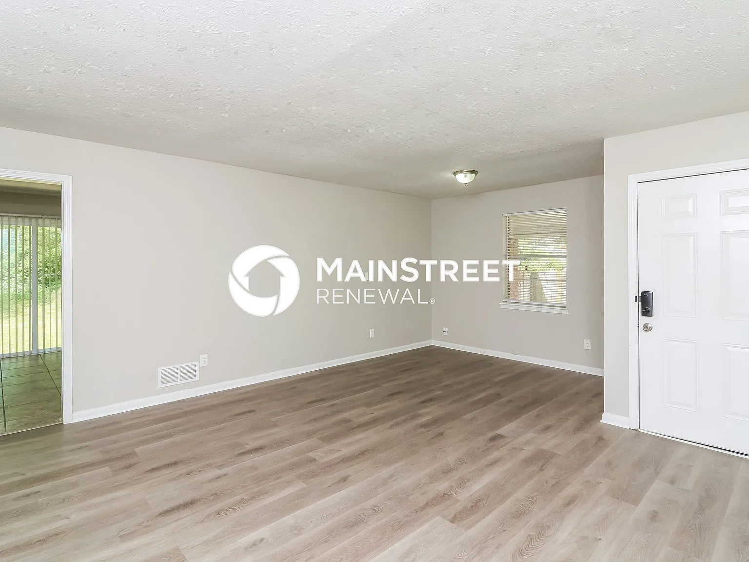 3974 Wedgewood Dr — Photo 4