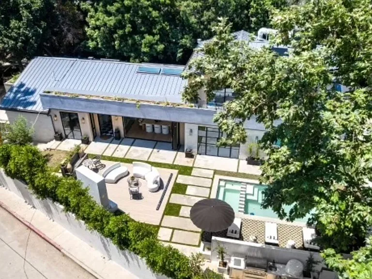 1914 Laurel Canyon Blvd — Photo 45