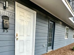 1810 Pine St, Jackson, MS