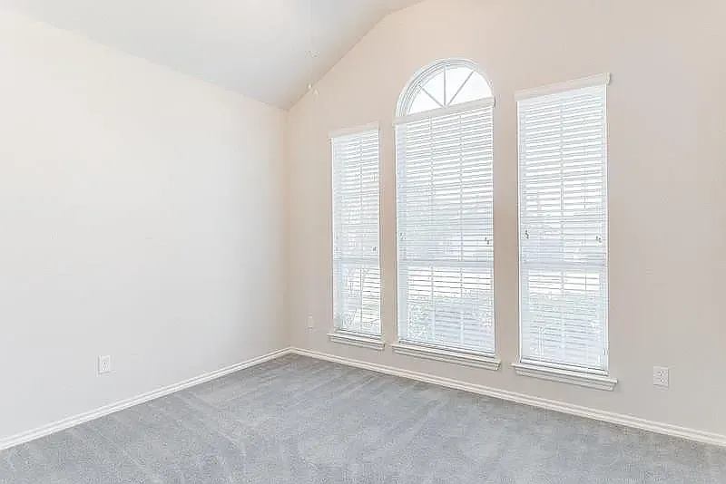 3 bed, 1618 sqft, $2,150 — Photo 3
