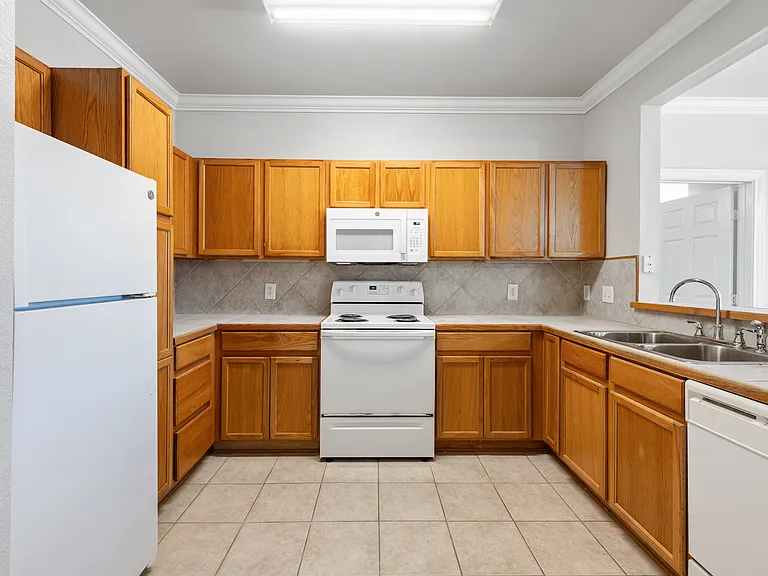 801 Luther St W #1406 — Photo 8