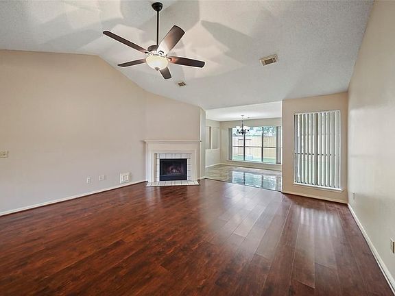 2nd image of 9919 Arrowgrass Dr