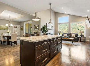 1911 Woodside Blvd #4, Kent, BC V0M 1A1