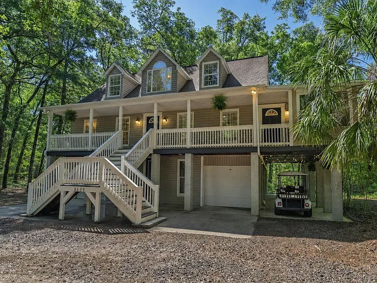 8609 Raccoon Island Rd — Photo 1