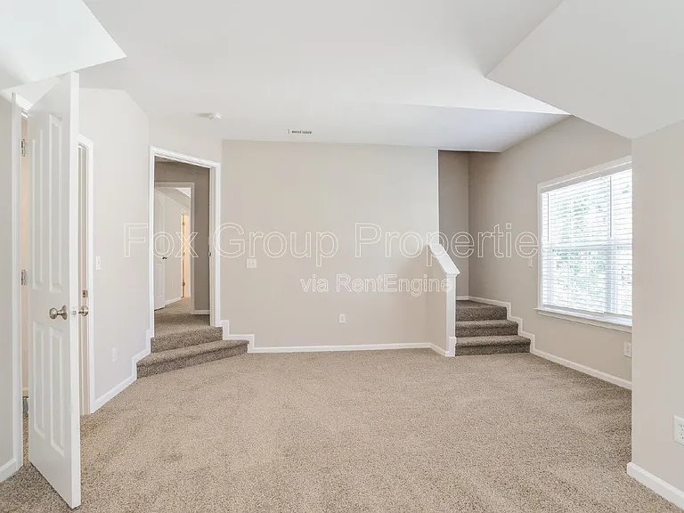 7356 Sedgebrook Dr W — Photo 22