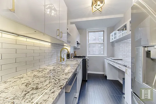 Sold by Halstead Real Estate | media 10