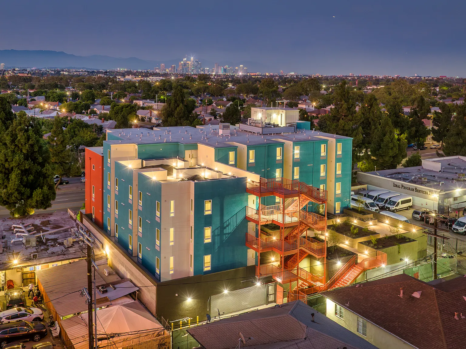 4008 MLK — Photo 2