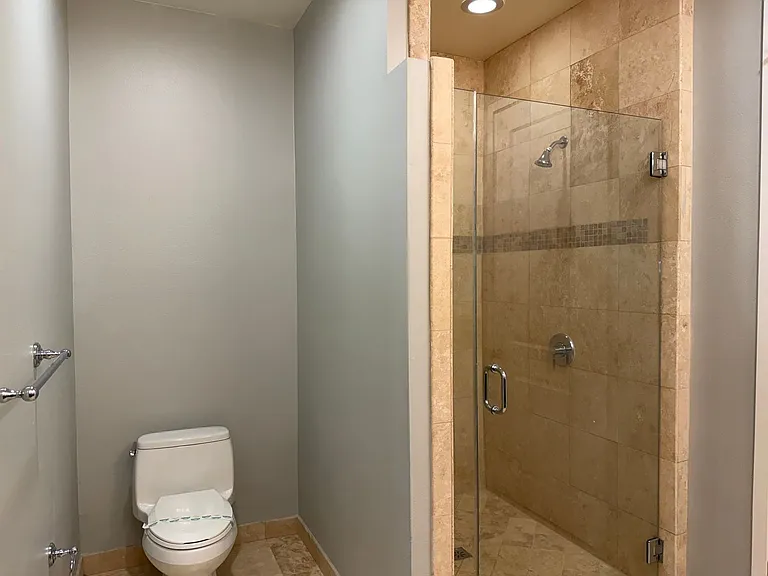 Axis 2300 Apartments — Photo 133
