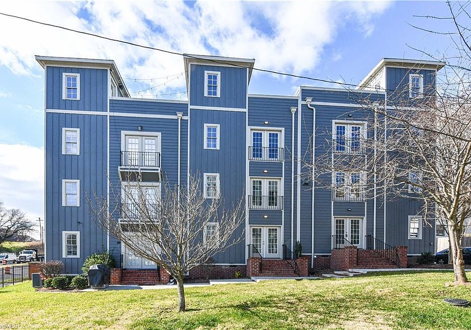 1st image of 451 McAdoo Ave