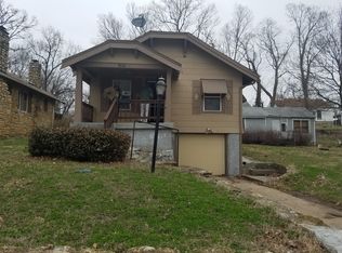 4676 E 37th Ter, Kansas City, MO 64128