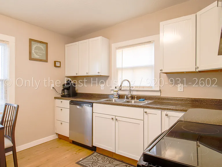611 Sherry St — Photo 4