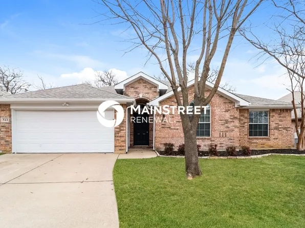 541 Oakbrook Dr, Burleson, TX 76028