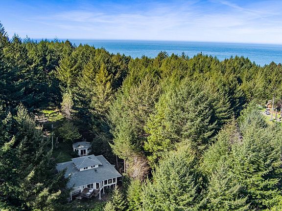 2nd image of 472 Beach Rd