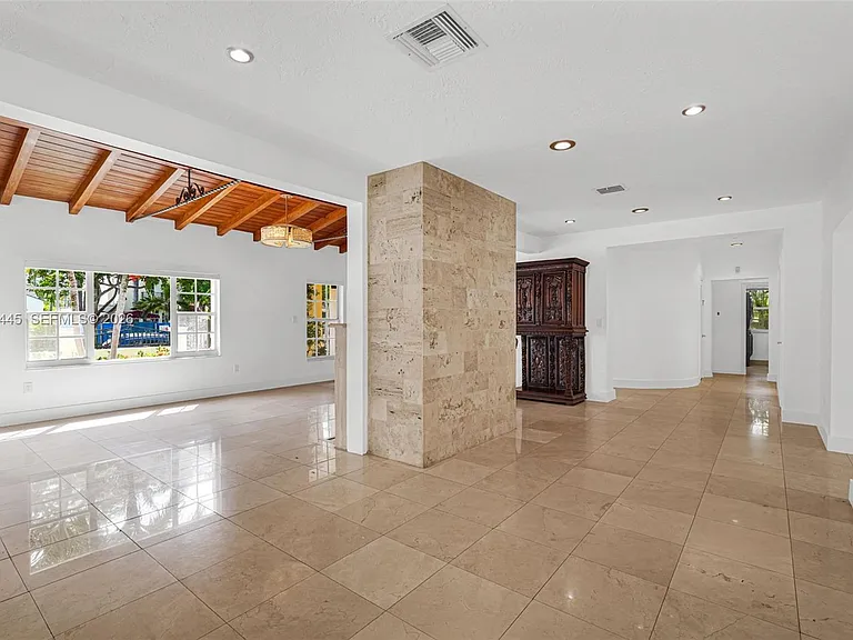 244 SW 28th Rd — Photo 24