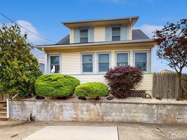3 Allgair St, South River, NJ 08882