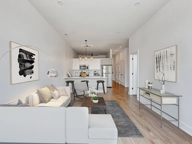 3312 N Halsted St #2F — Photo 1