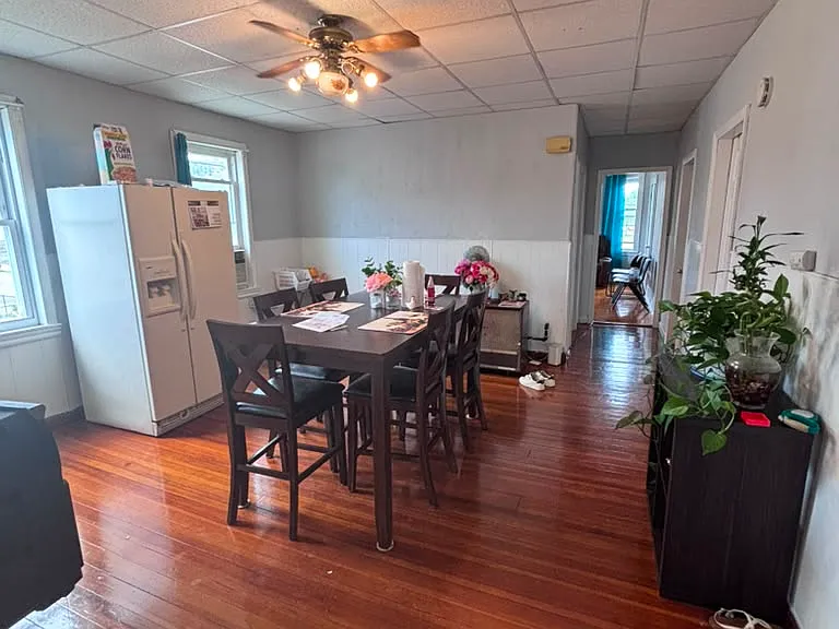 464 Birch St #2 — Photo 9