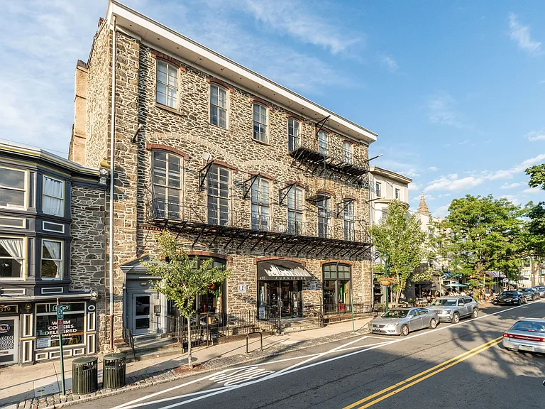 4313 Main St — Photo 12