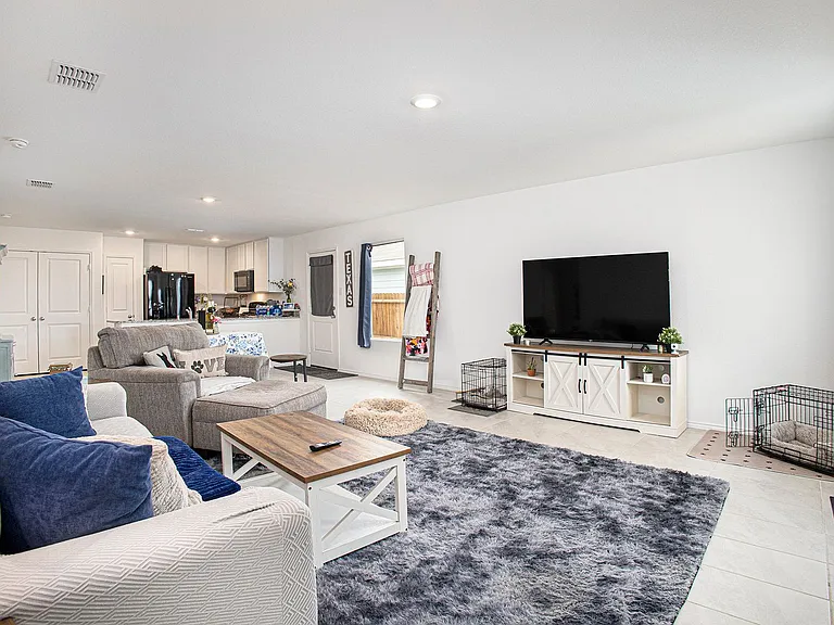 3624 Bluebird Ln — Photo 6