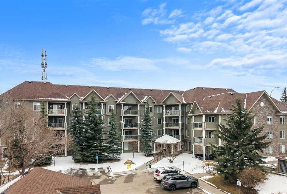 1st image of 2111 NE Millrise Point SW