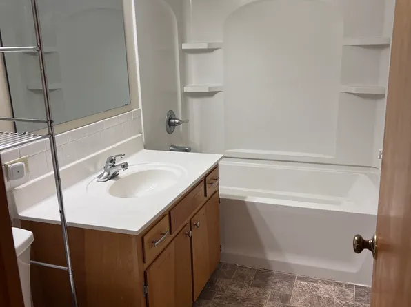 3415 Broad Vista St NW, Uniontown, OH 44685