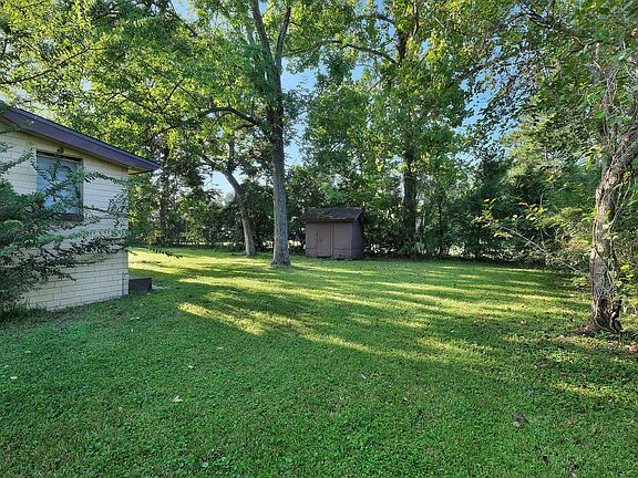 4th image of 5714 Akra Ave