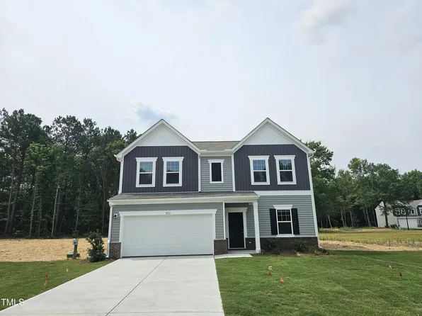 302 Miles Dr, Pikeville, NC 27863