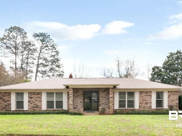 6133 Lindholm Dr, Mobile, AL 36693