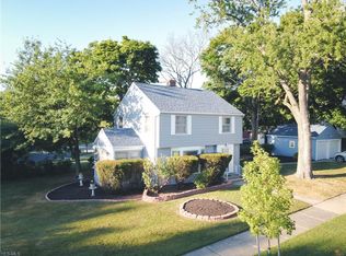 3511 Radcliffe Rd, Cleveland Heights, OH 44121