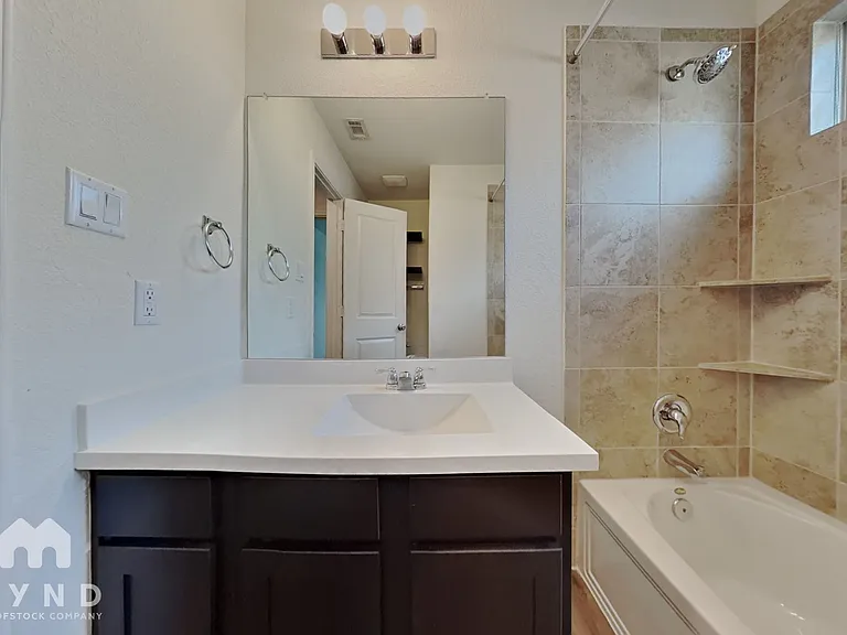 3356 Lauren Nicole Ln — Photo 15