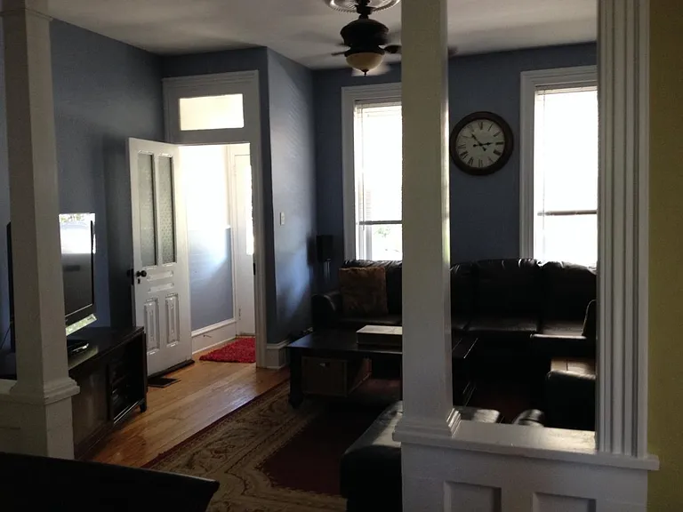 4322 Mitchell St — Photo 9
