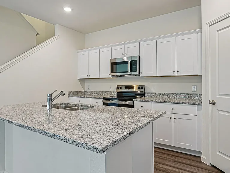 400 Portsmouth Dr — Photo 19