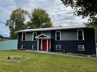 8426 Dresden Dr, Knoxville, TN 37923