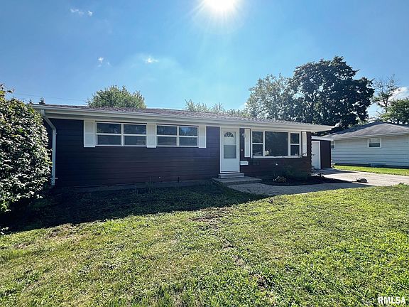 2nd image of 2118 N Drury Ln
