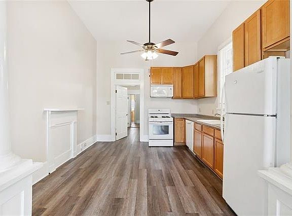 4th image of 2479 Burgundy St