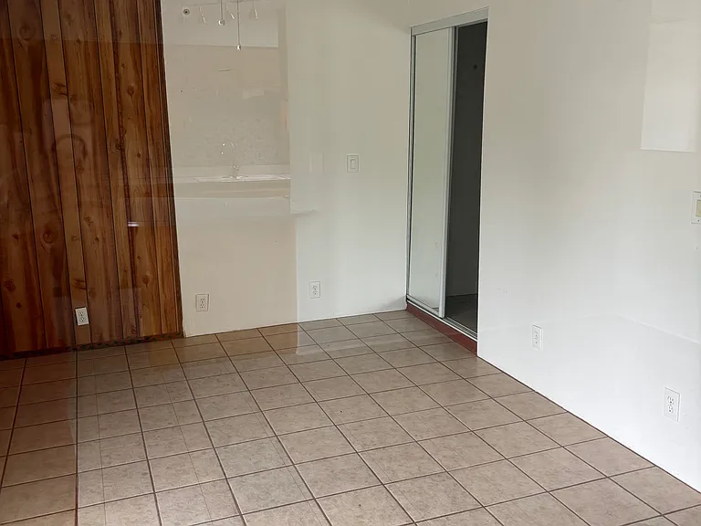 2181 S Avenida Planeta — Photo 3