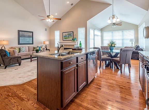 3rd image of 1264 Everwood Ln